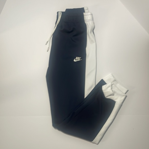 Nike Track Pants - Picture 4 of 6